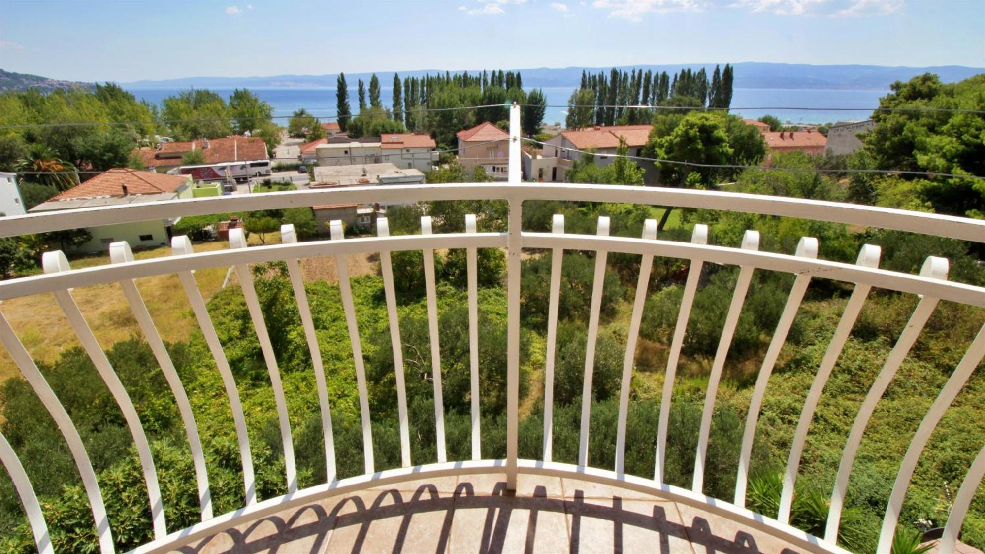 Apartments Marusic Omiš Екстериор снимка