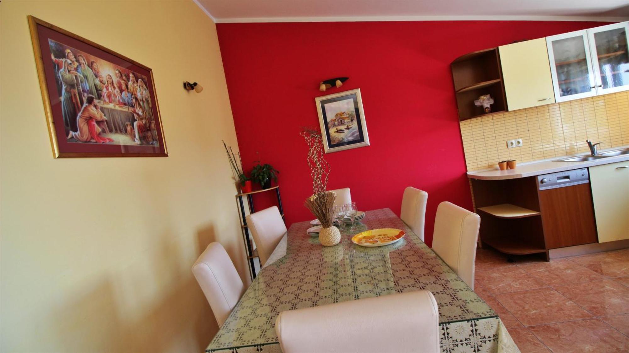 Apartments Marusic Omiš Екстериор снимка