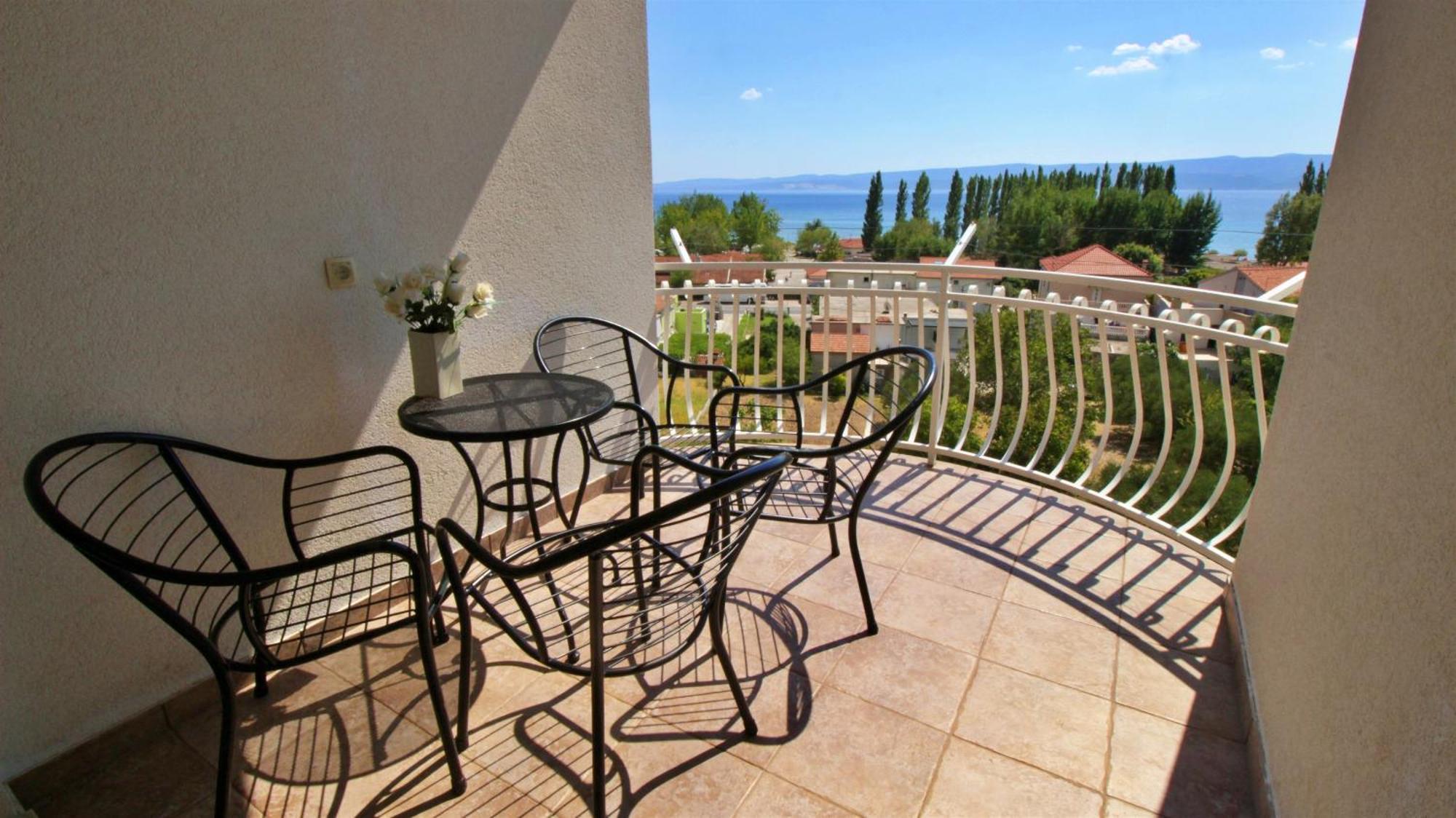 Apartments Marusic Omiš Екстериор снимка