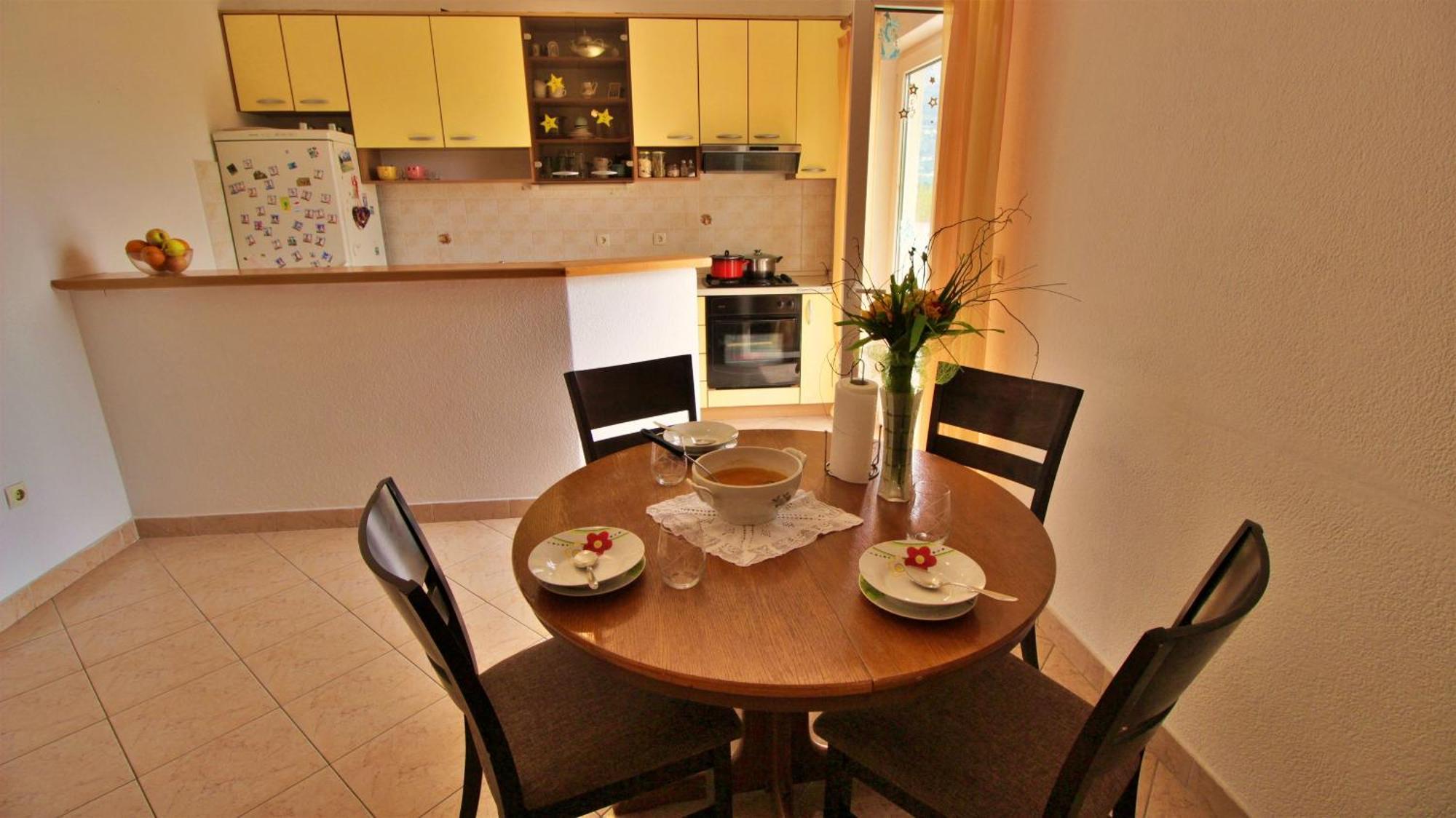 Apartments Marusic Omiš Екстериор снимка