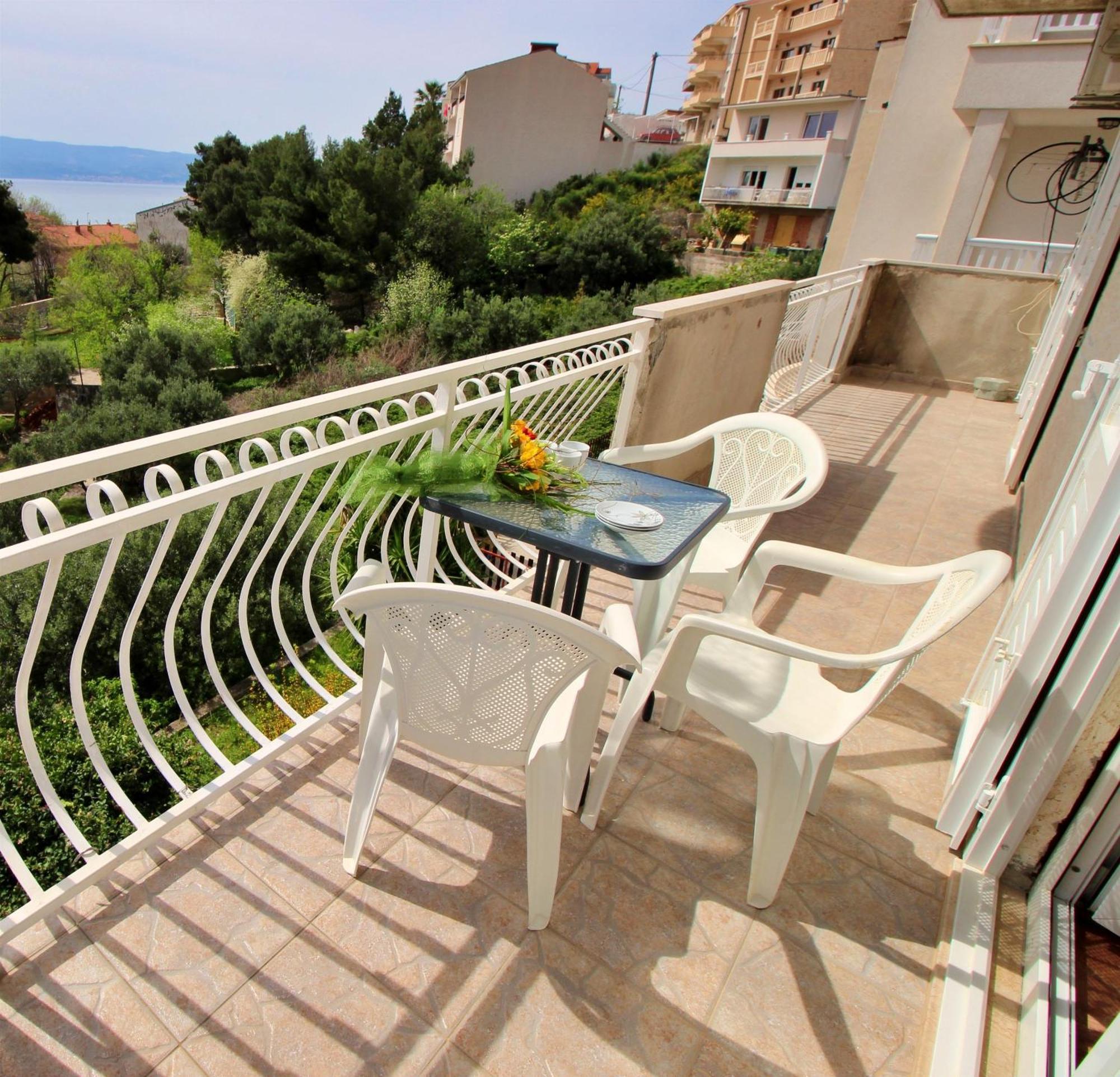 Apartments Marusic Omiš Екстериор снимка